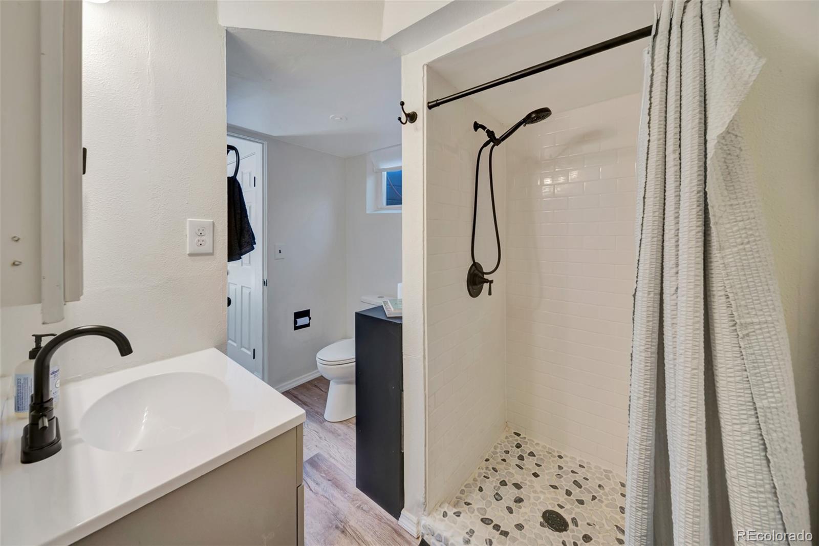 3435 S Raleigh Street