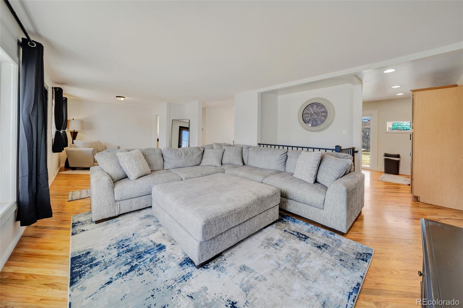 3435 S Raleigh Street