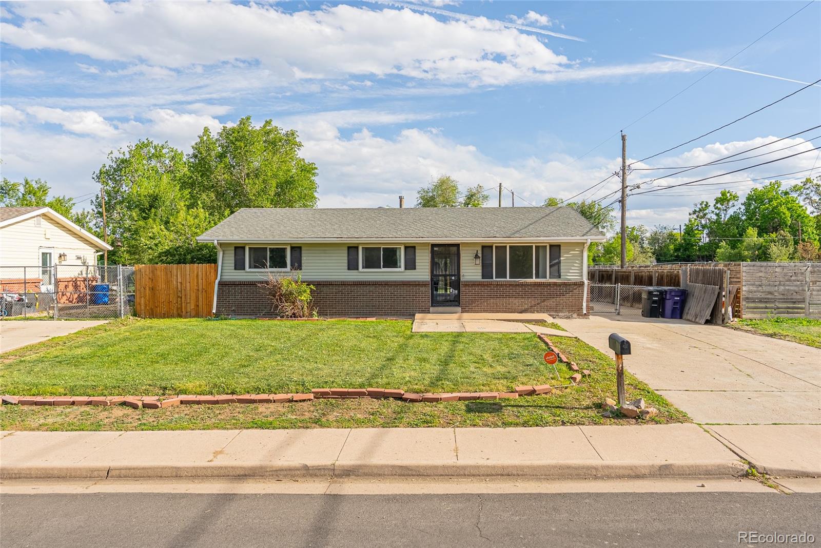 2630 W Asbury Avenue