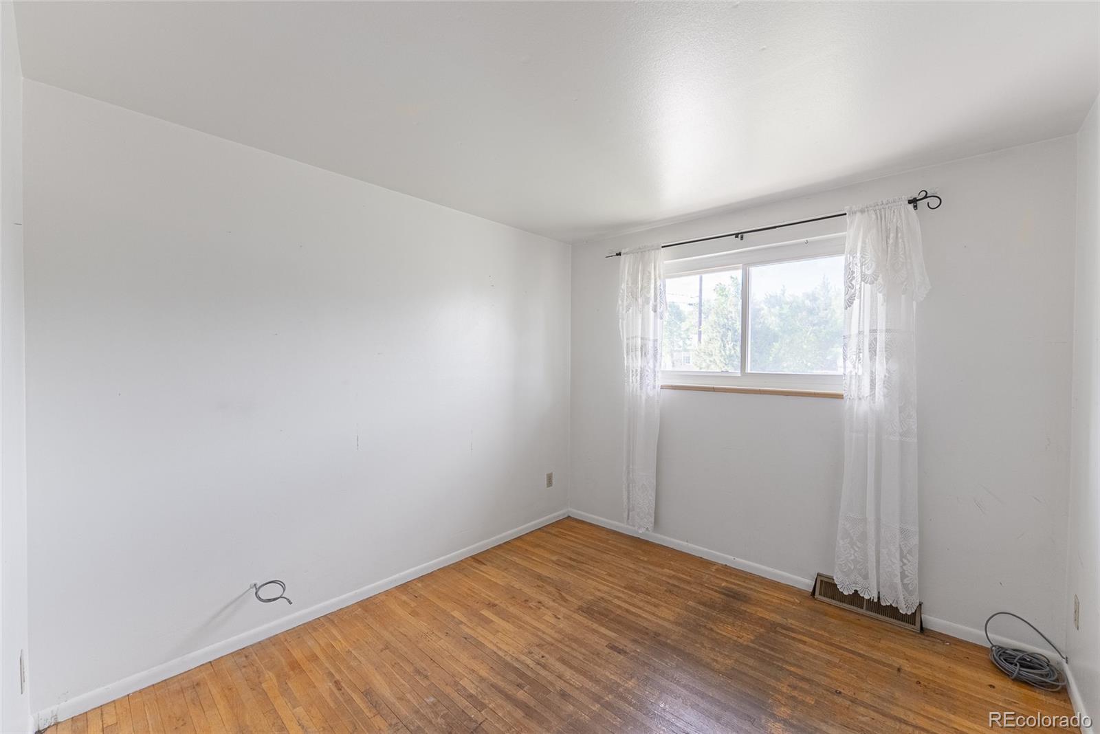 2630 W Asbury Avenue