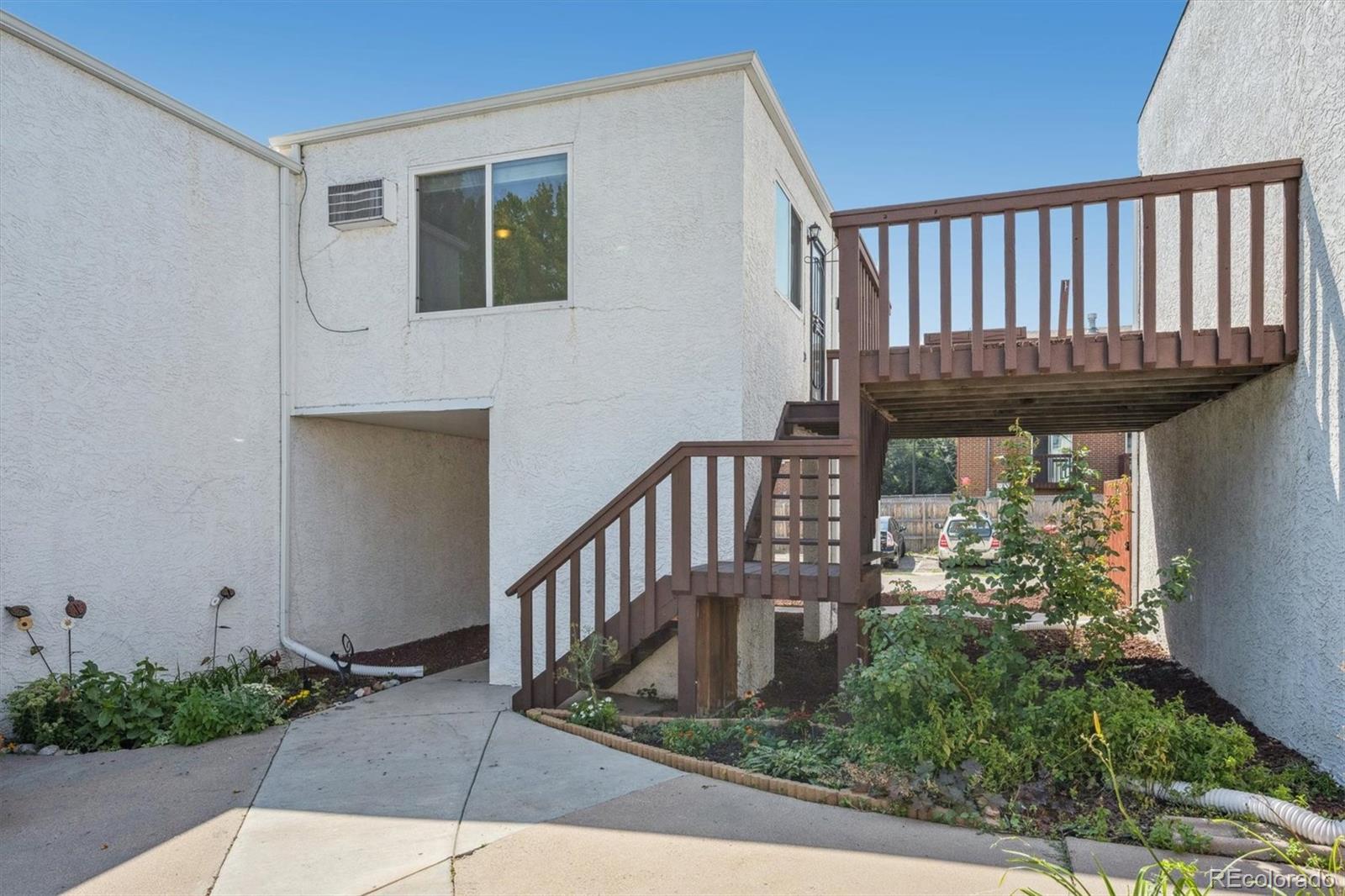 1315 Estes Street Unit: 12B