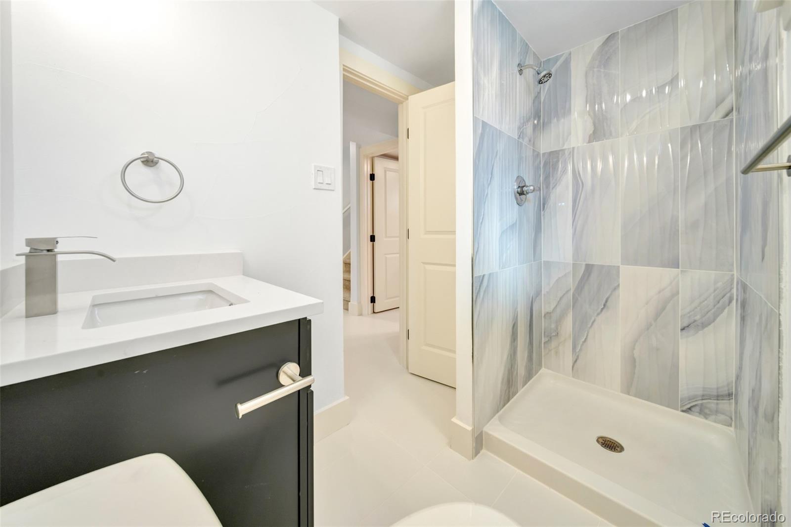 928 S Swadley Street