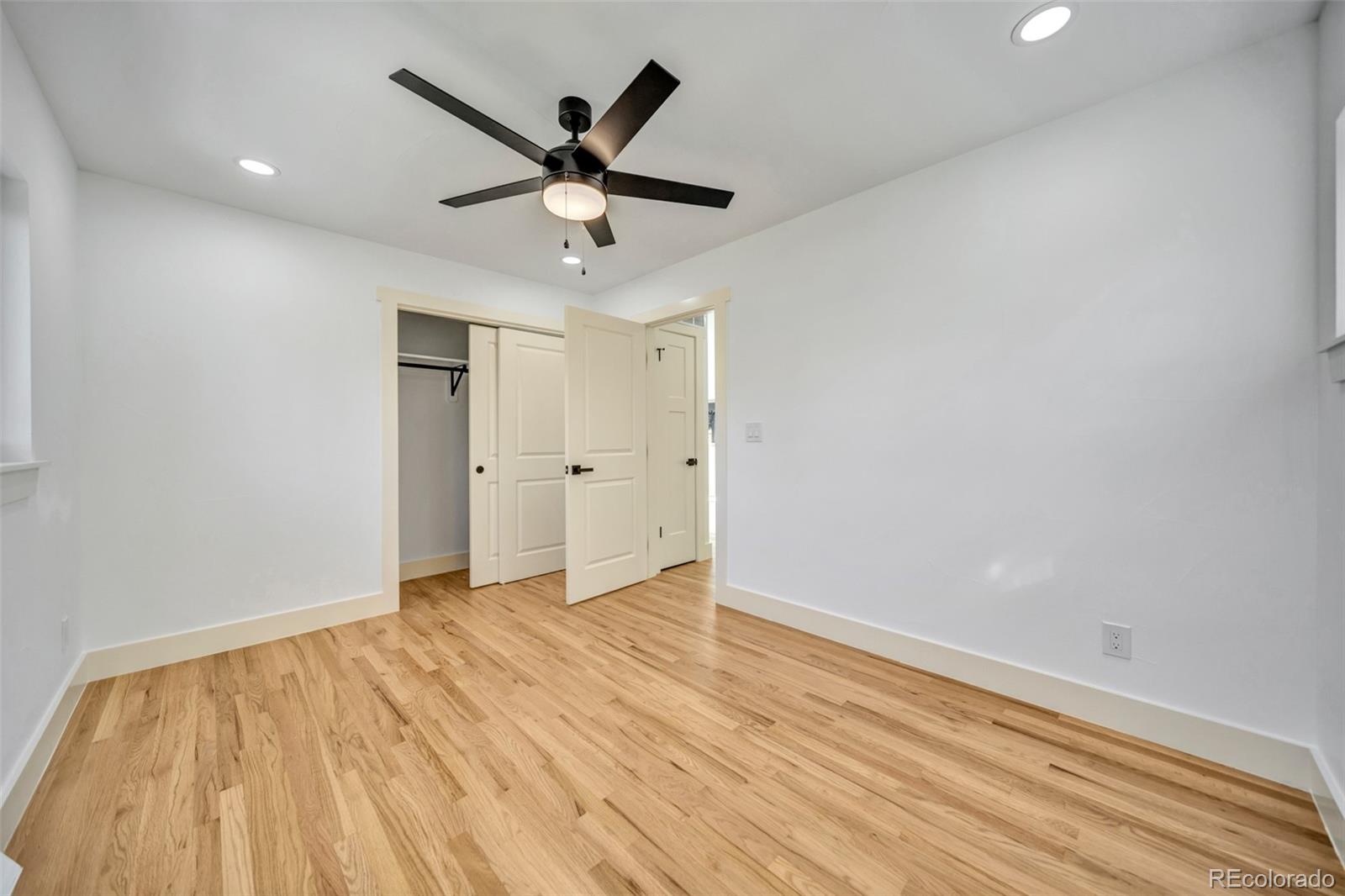 928 S Swadley Street