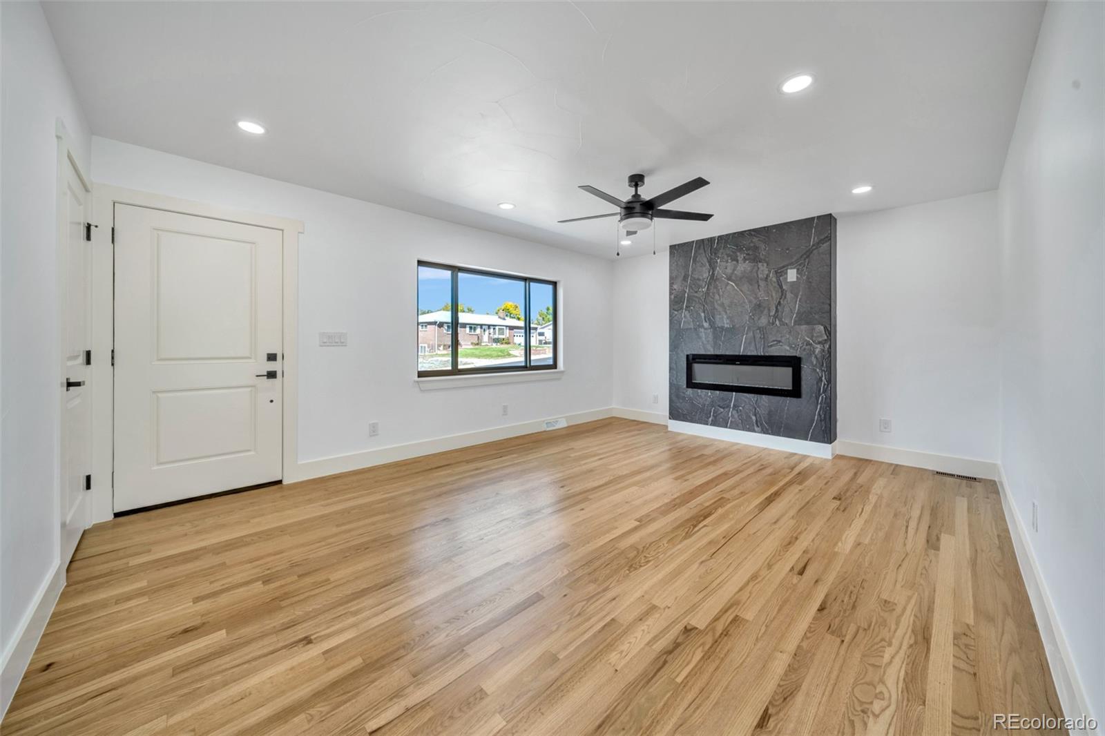 928 S Swadley Street