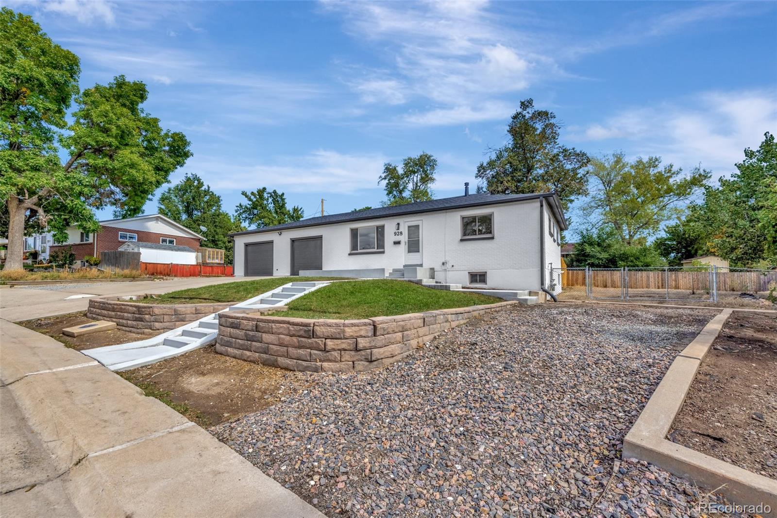 928 S Swadley Street