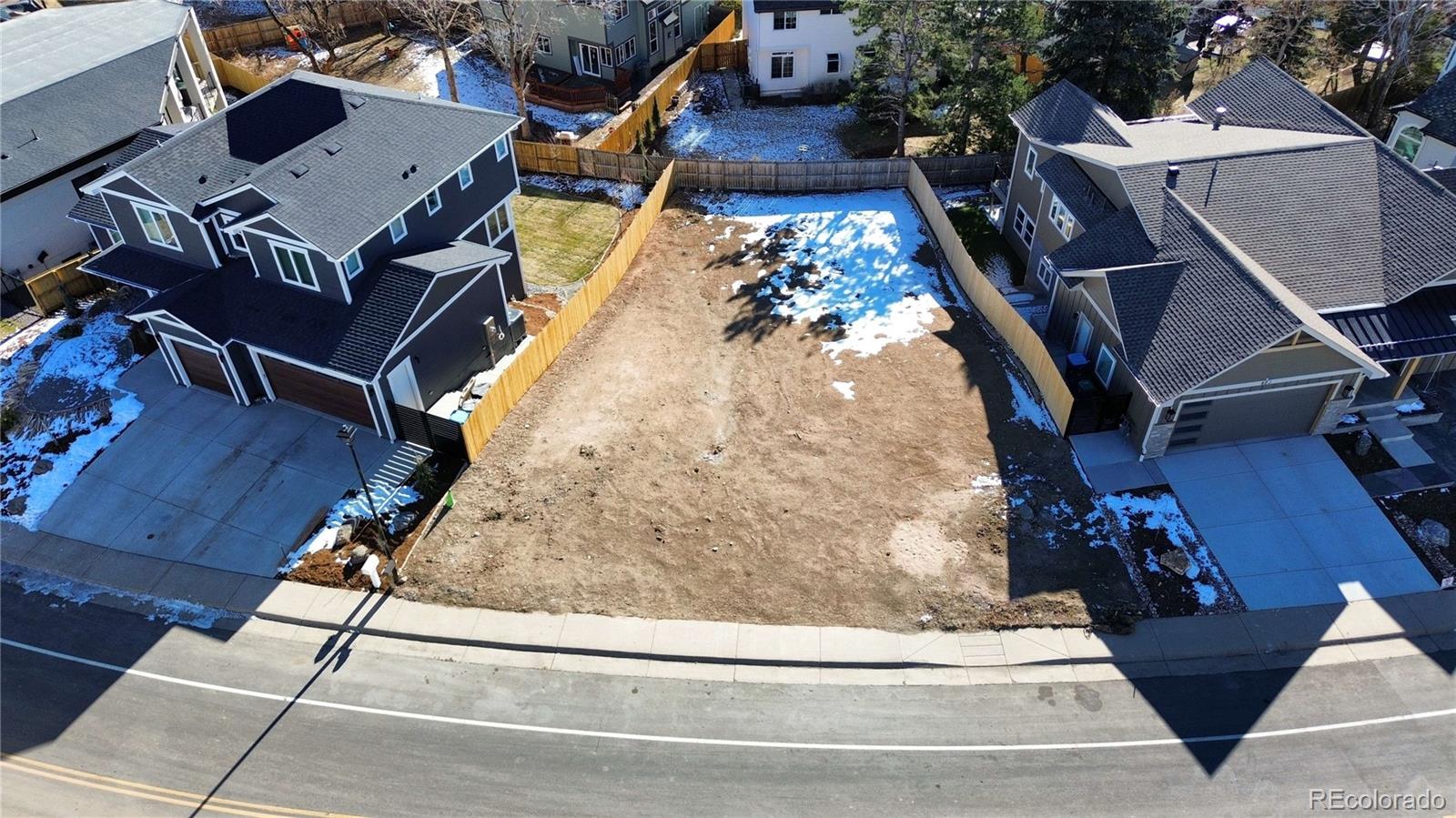 822 W Mulberry Street