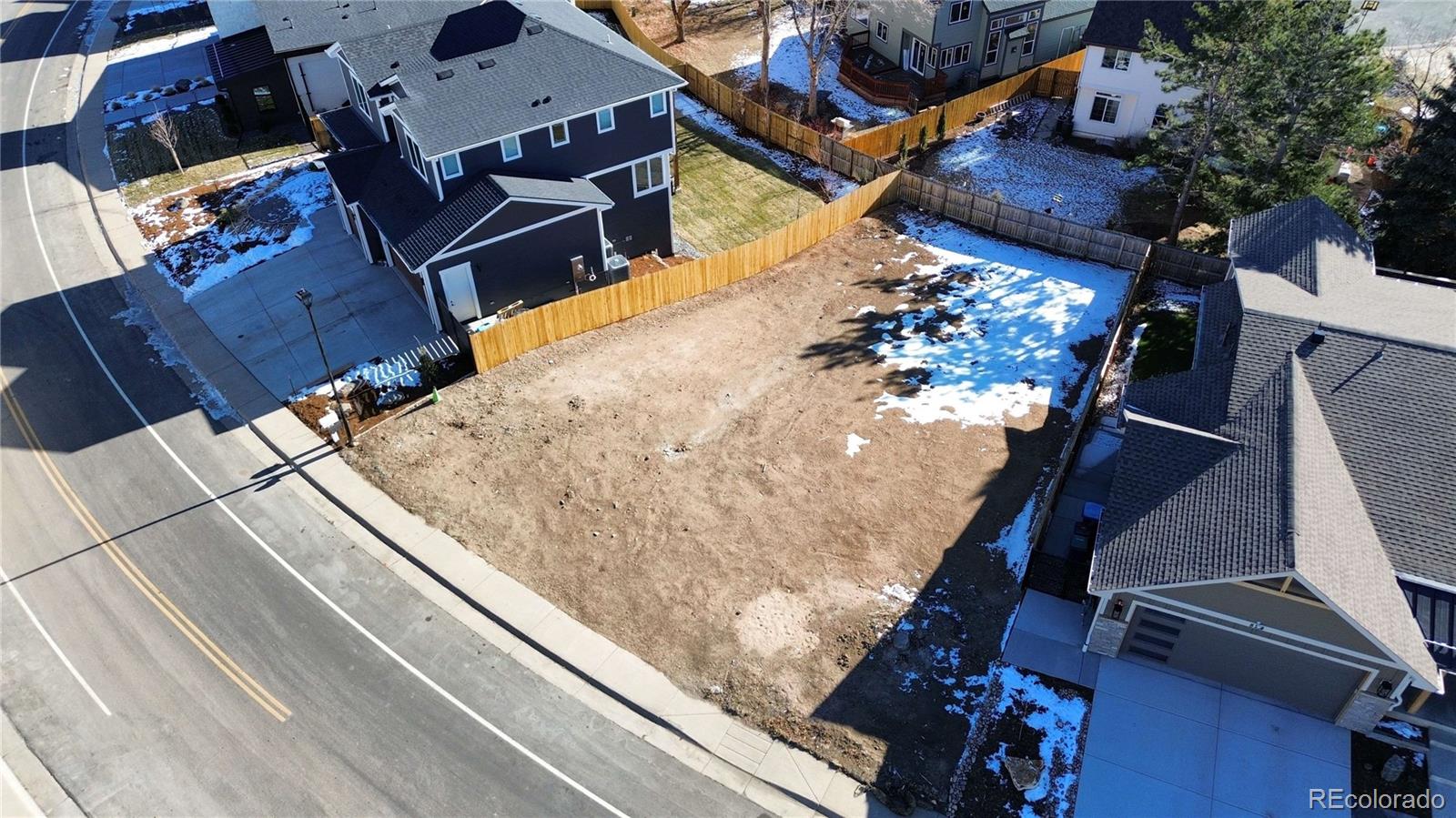 822 W Mulberry Street