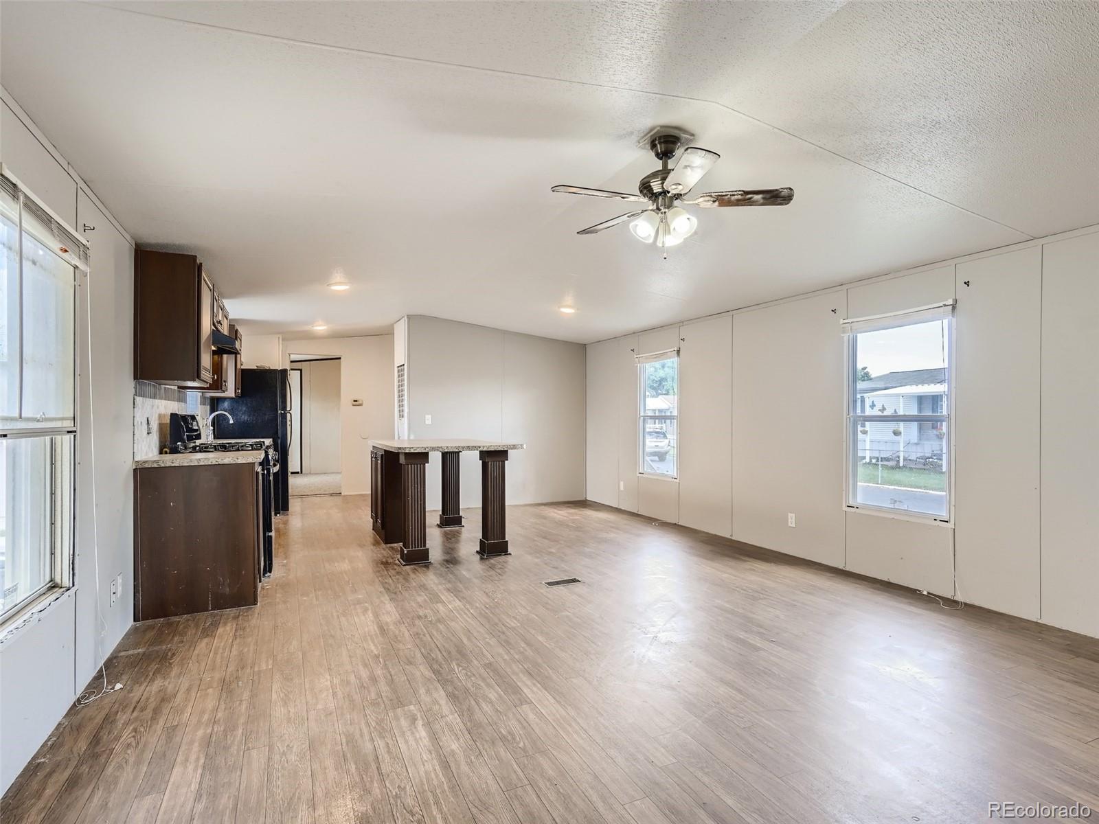 2885 E Midway Boulevard