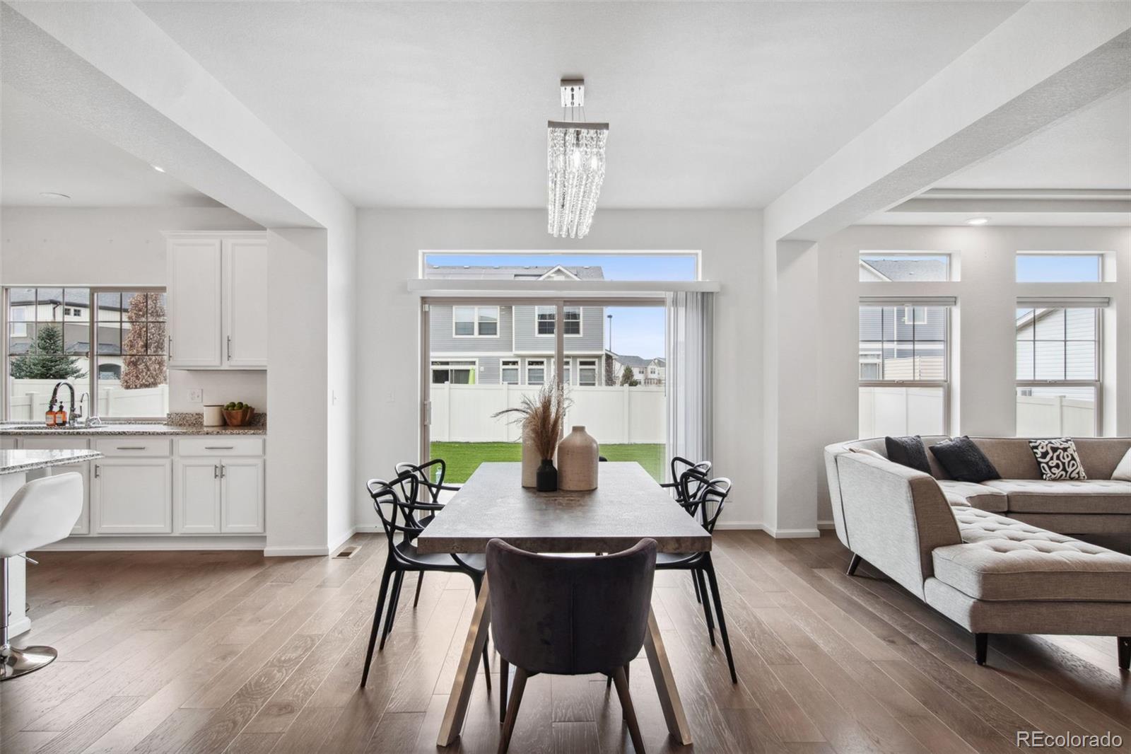 5017 Liverpool Street