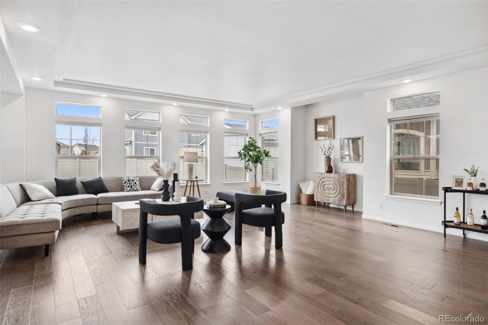 5017 Liverpool Street