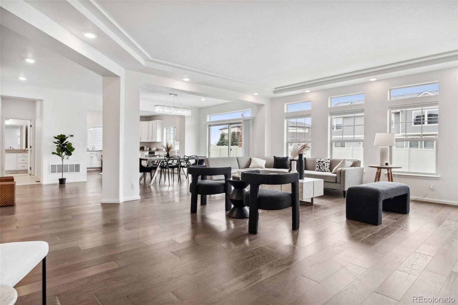 5017 Liverpool Street