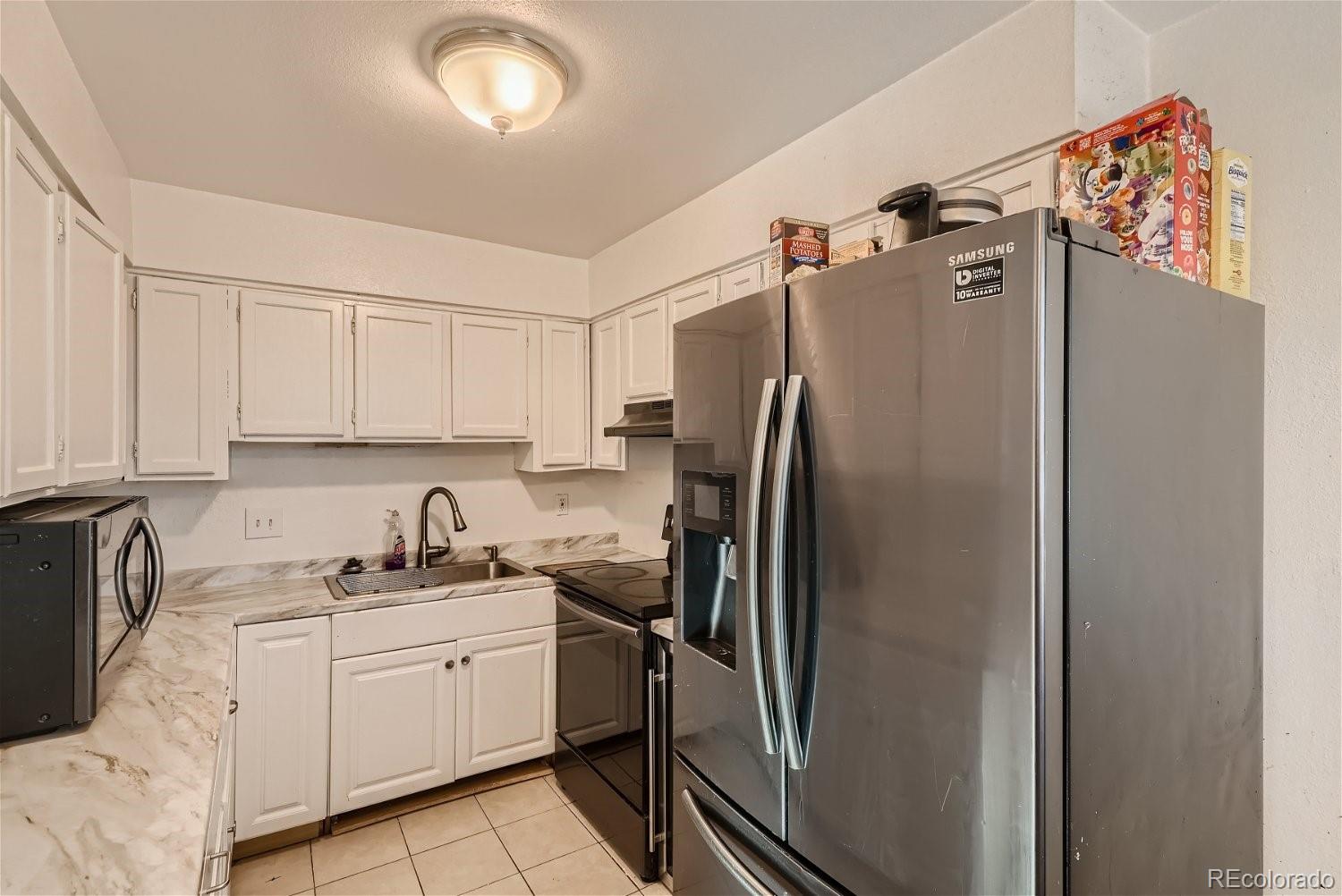 677 N Vrain Street Unit: 12