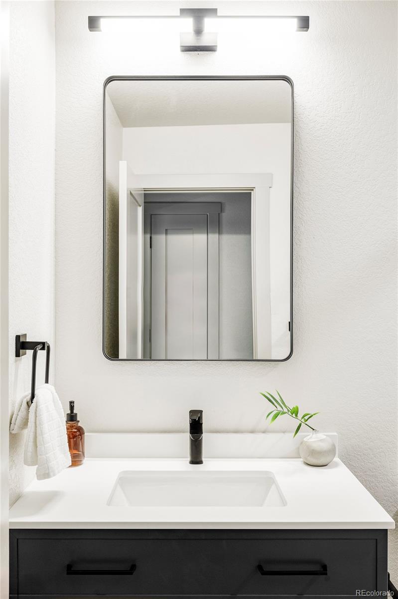 6921 E Vassar Avenue