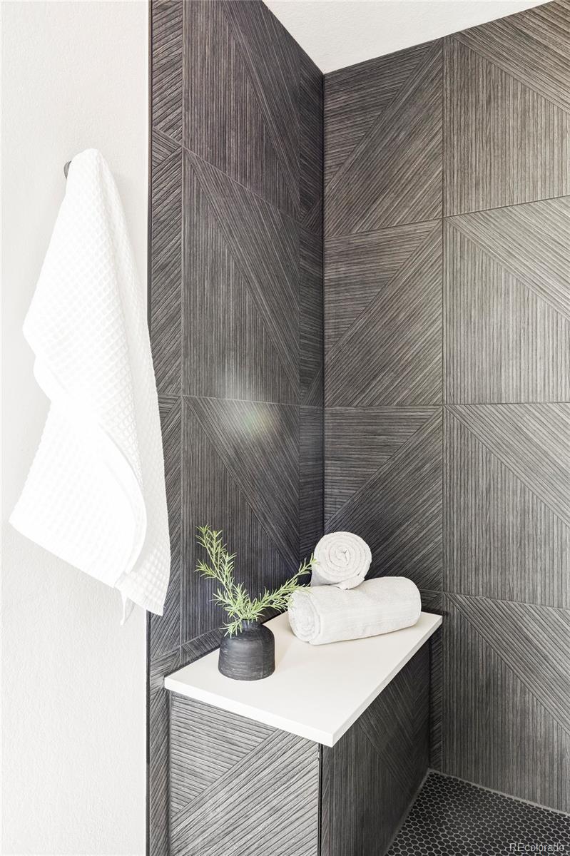 6921 E Vassar Avenue