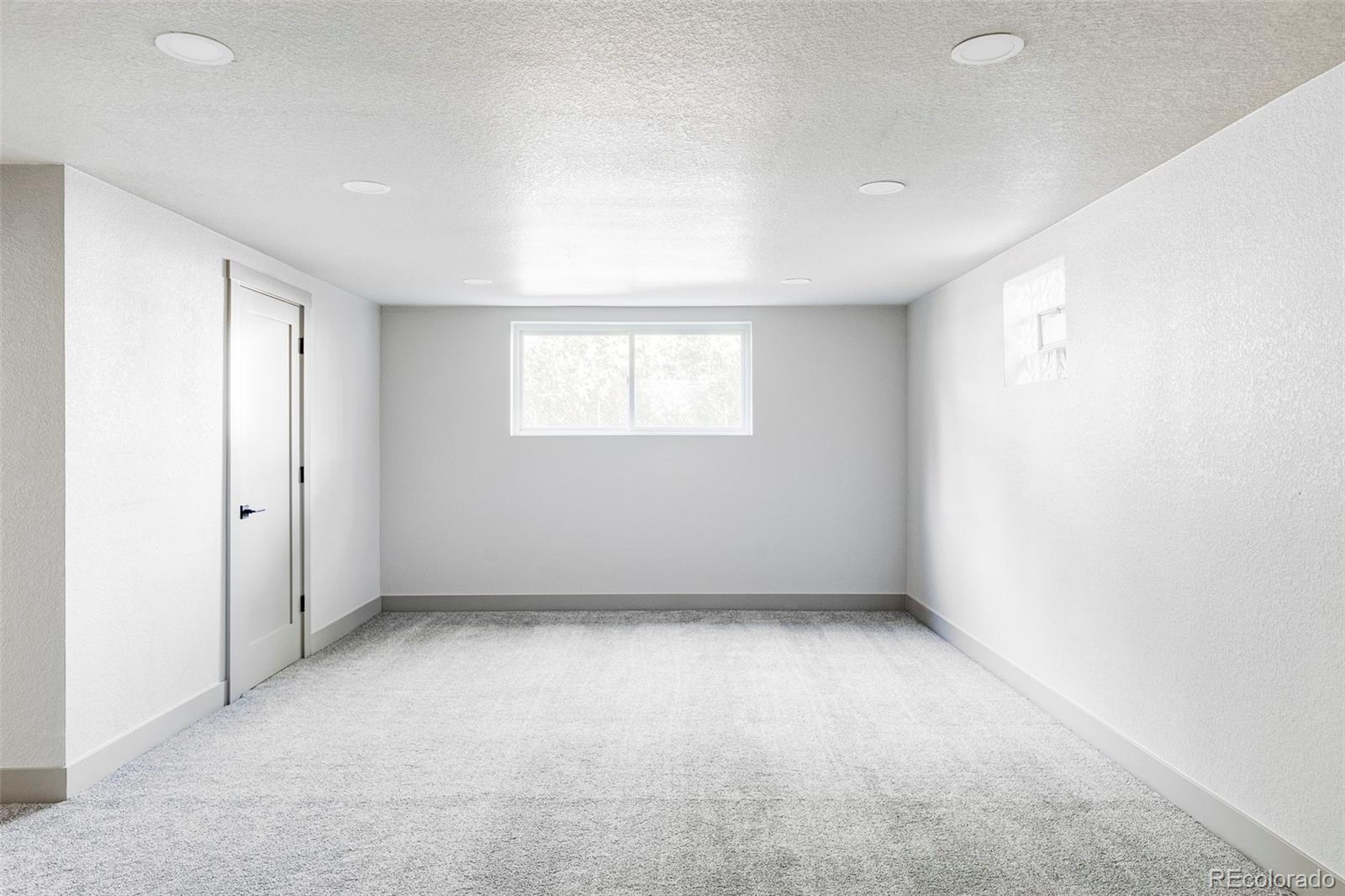 6921 E Vassar Avenue