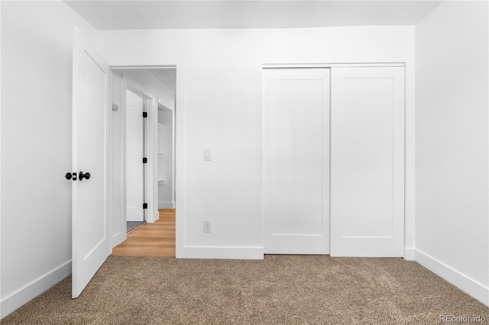 3225 S Garrison Street Unit: 6