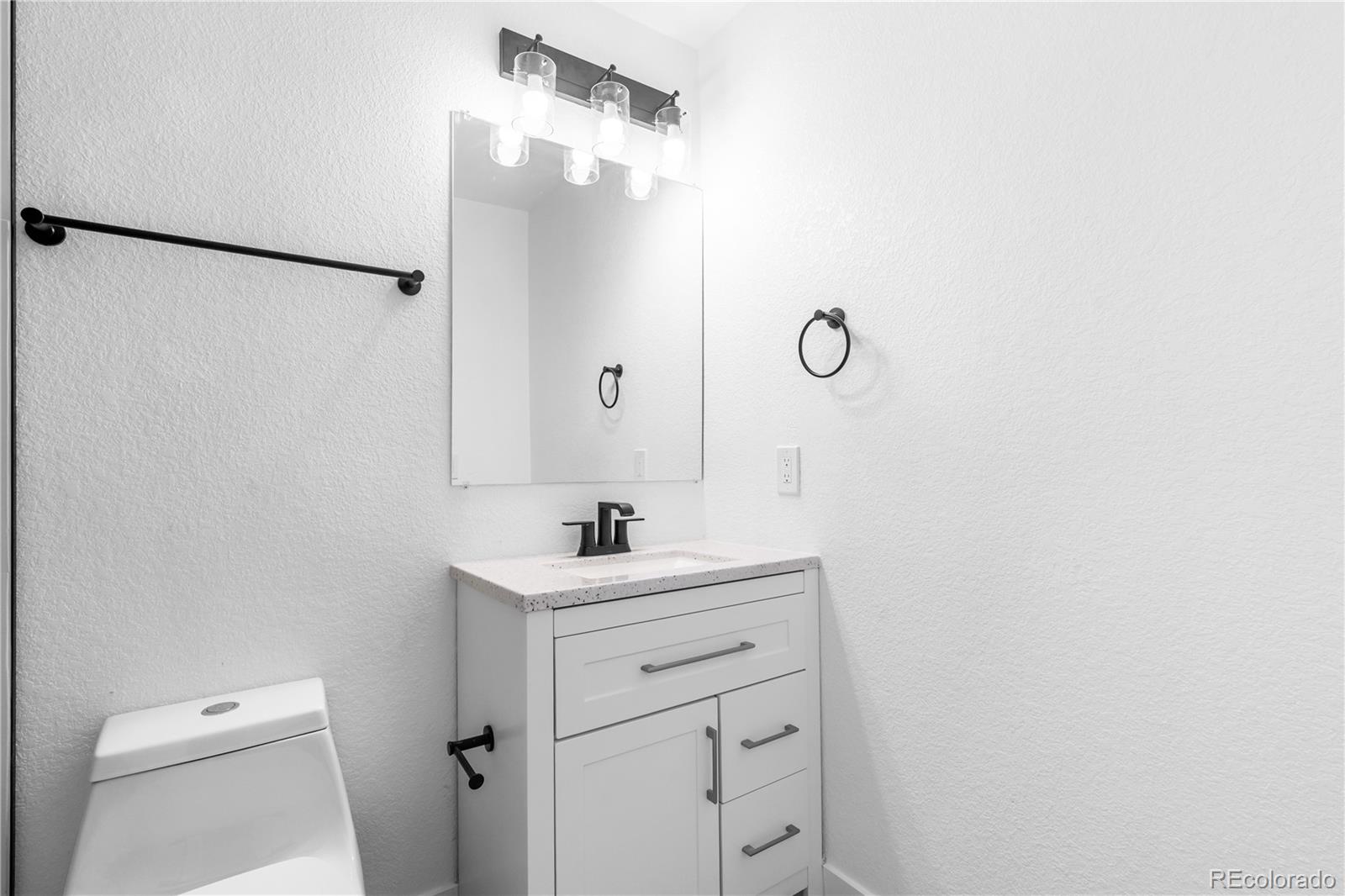 3225 S Garrison Street Unit: 6