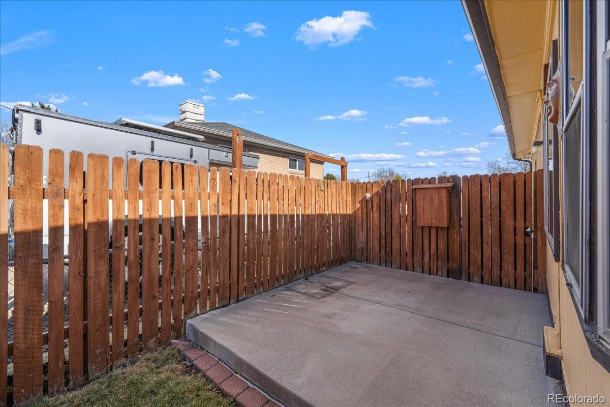 340 Leonard Lane