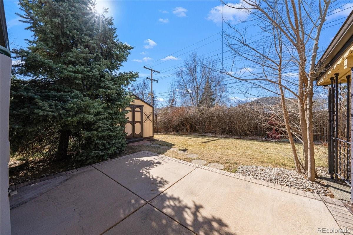 340 Leonard Lane