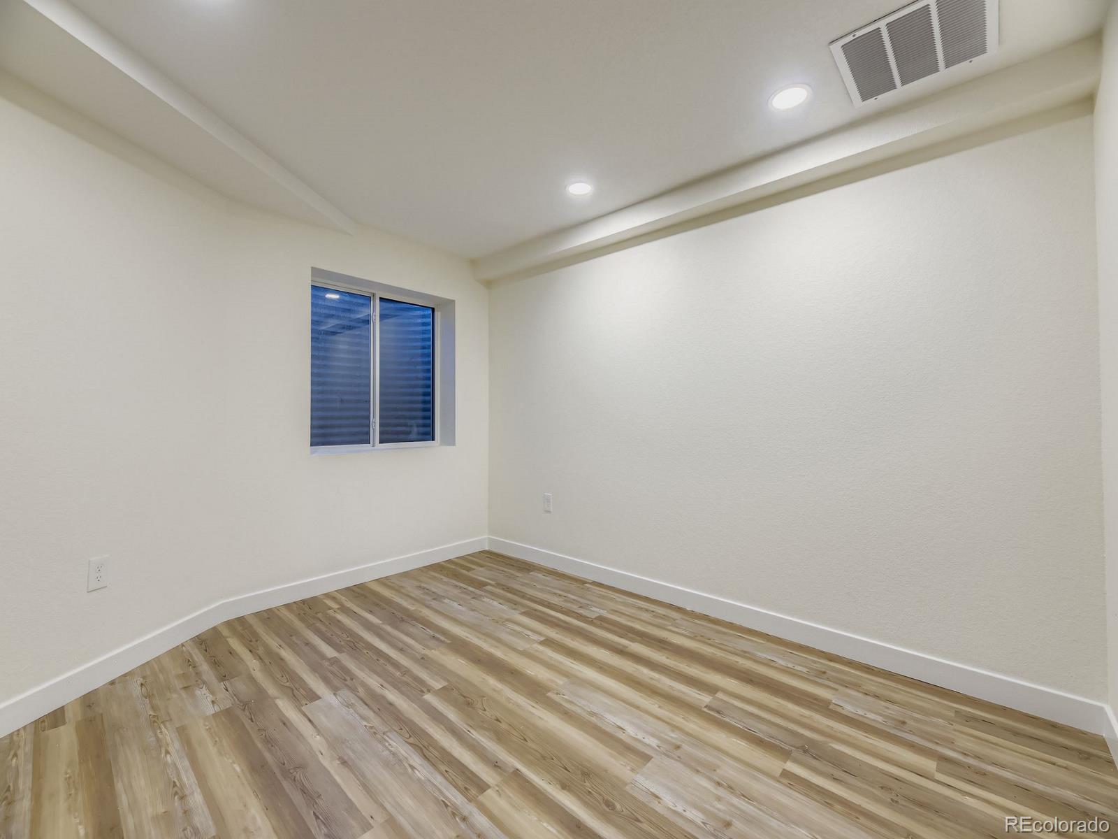 8747 W Cornell Avenue Unit: 5