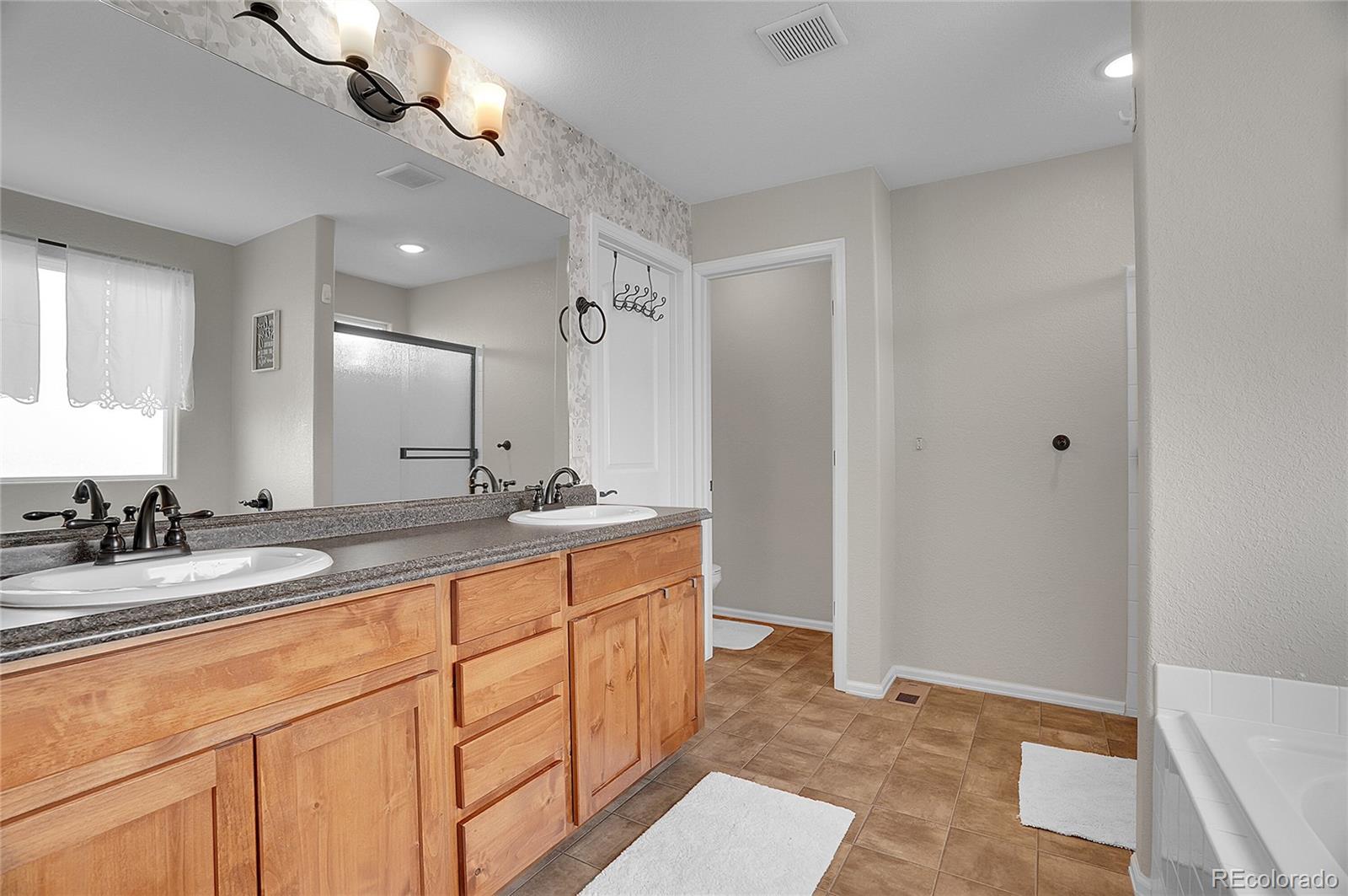 1073 Mt Oxford Avenue