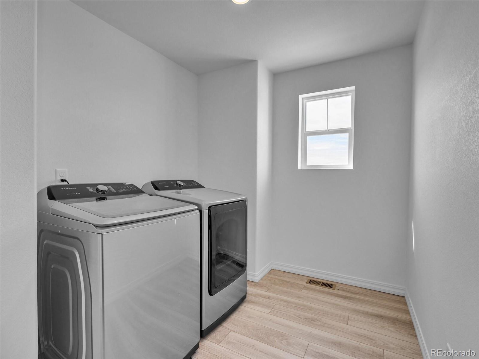 22187 E 45th Place