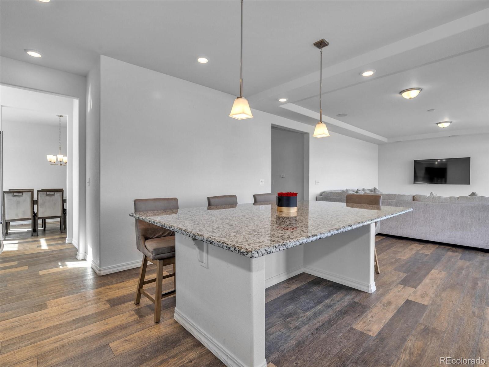 22187 E 45th Place