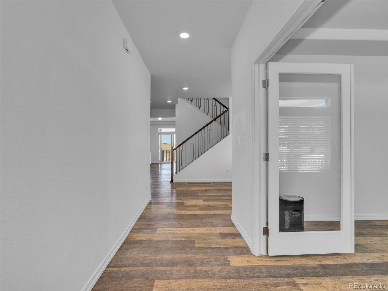 22187 E 45th Place