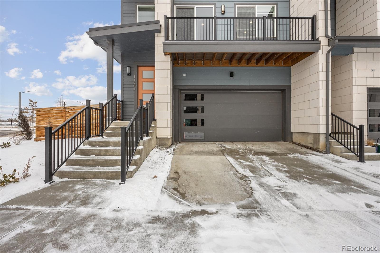 1581 W 68th Lane
