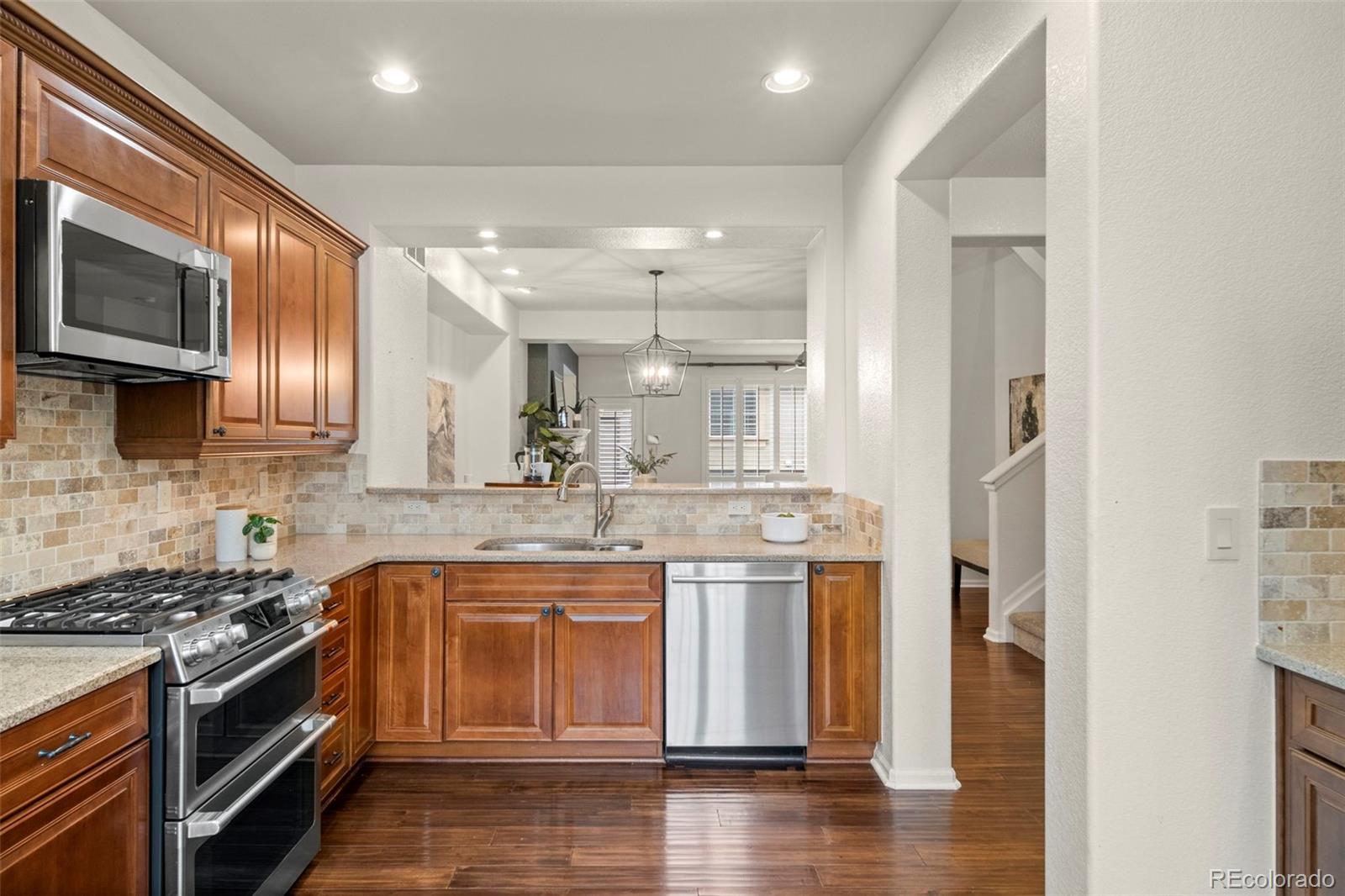 592 Brookhurst Avenue Unit: 26C