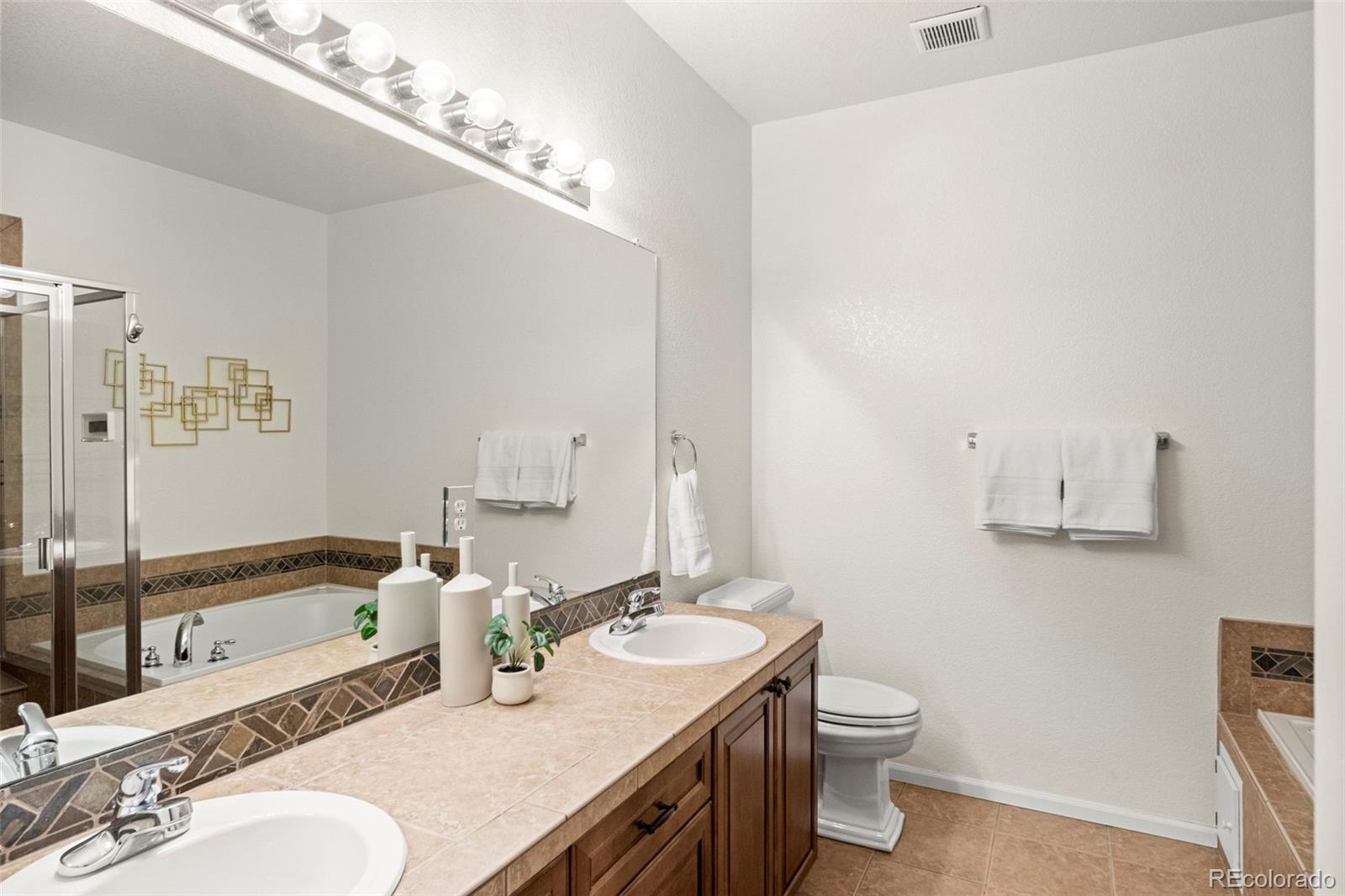 592 Brookhurst Avenue Unit: 26C