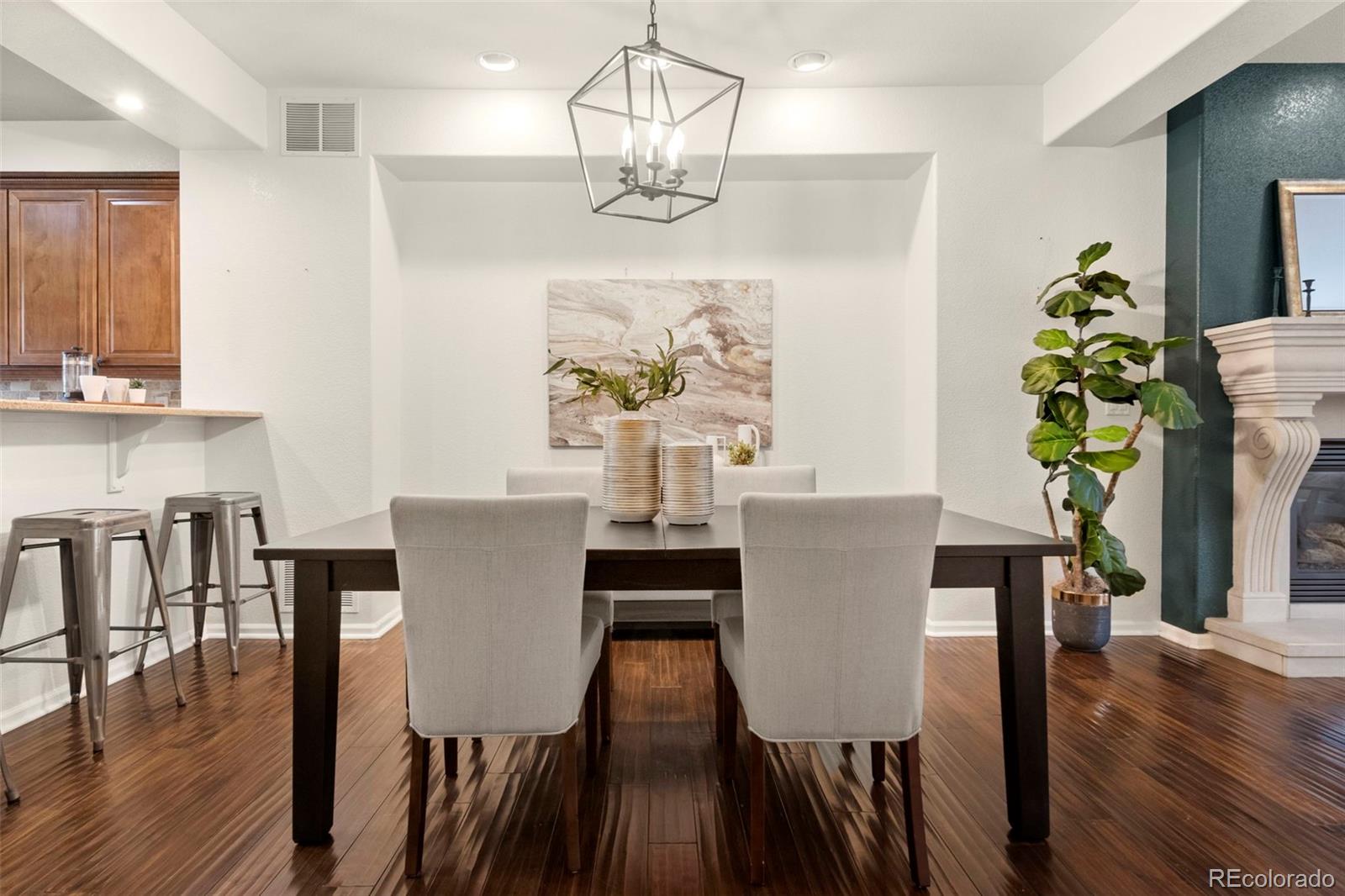 592 Brookhurst Avenue Unit: 26C