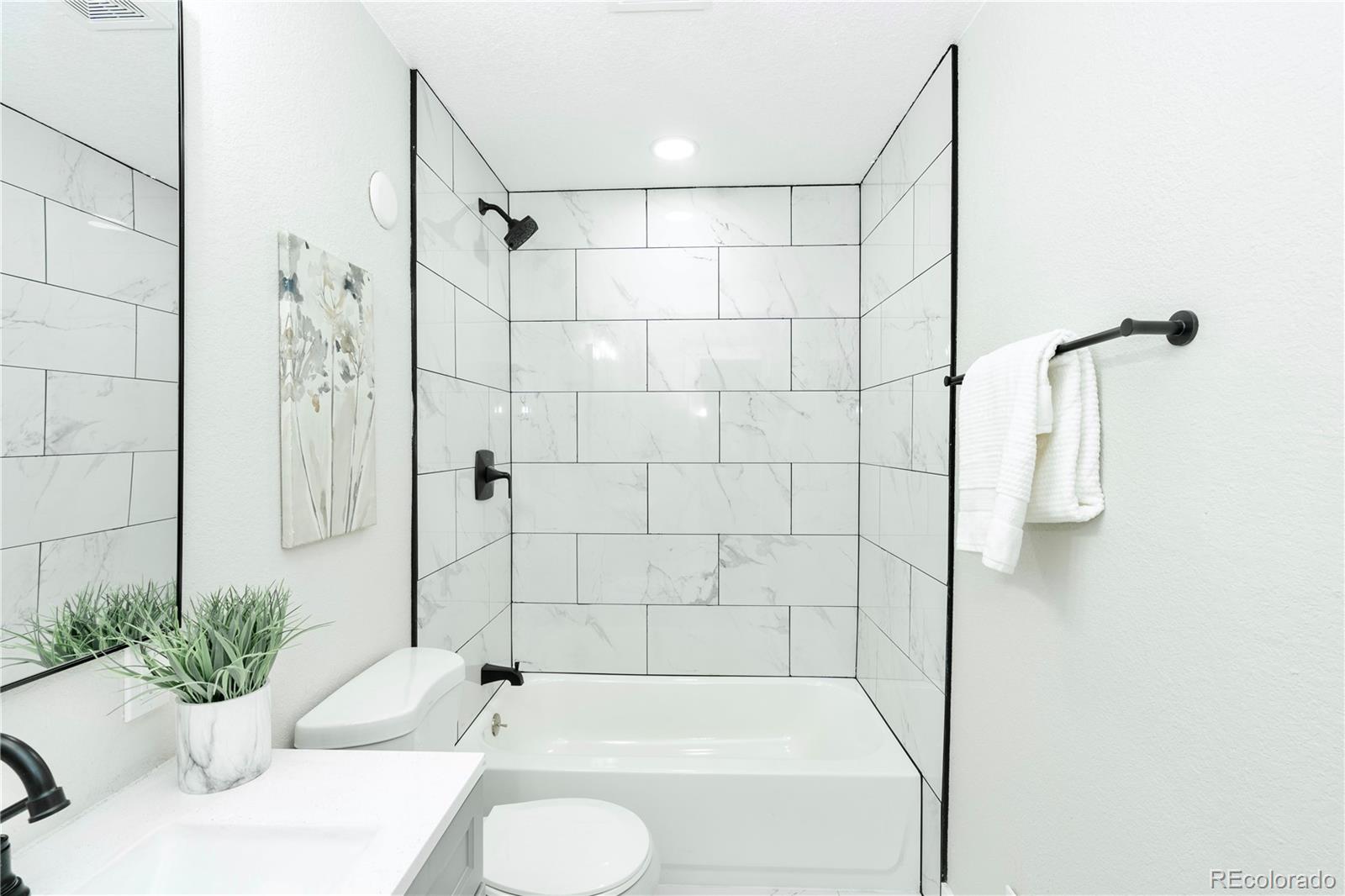 1555 S Raritan Street