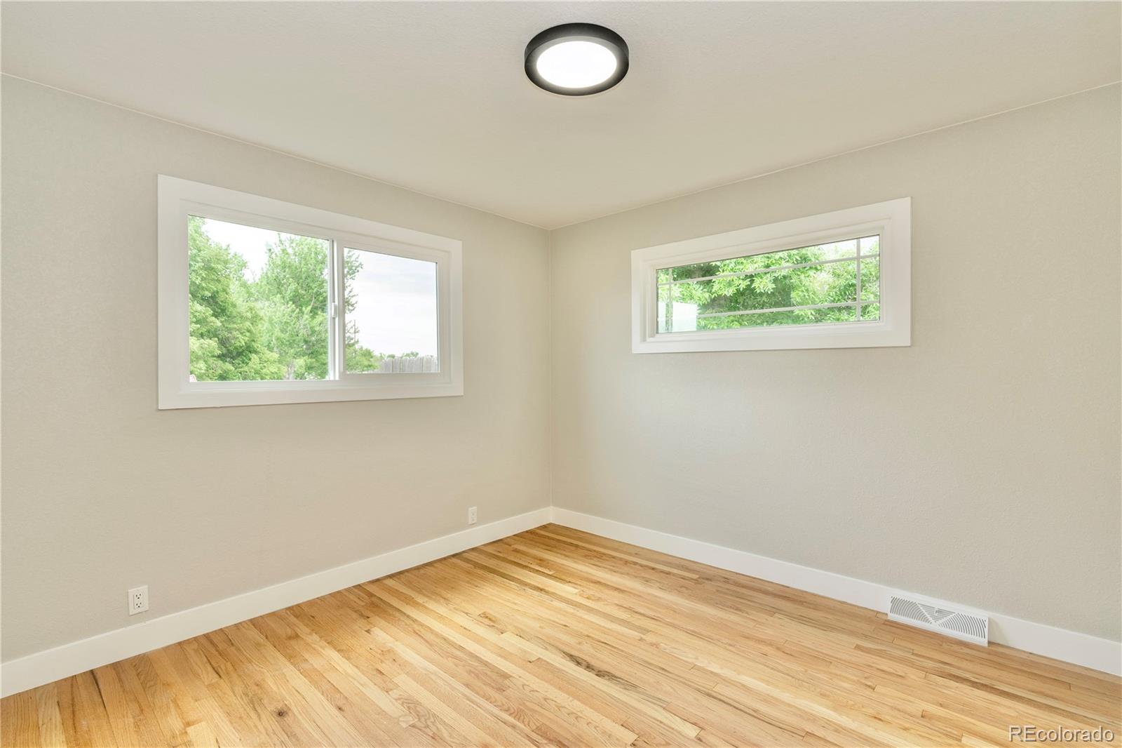 1555 S Raritan Street