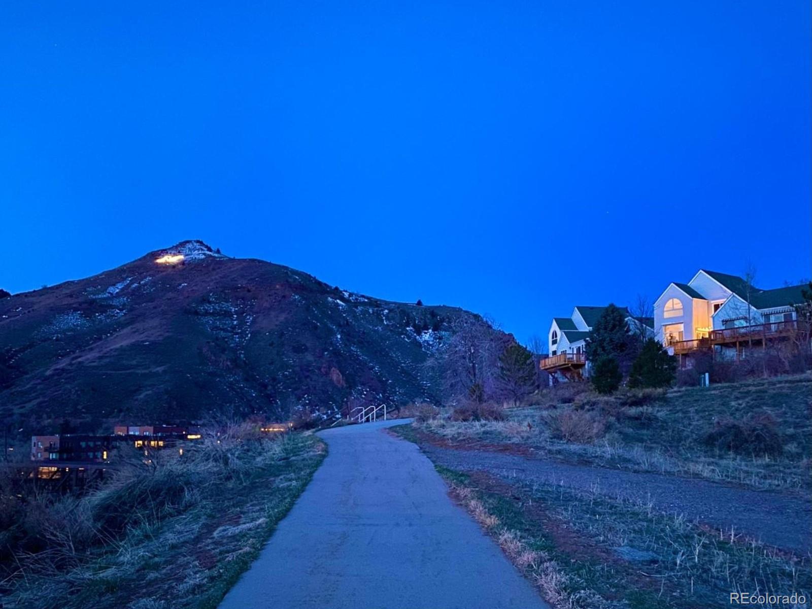 523 Canyon View Drive