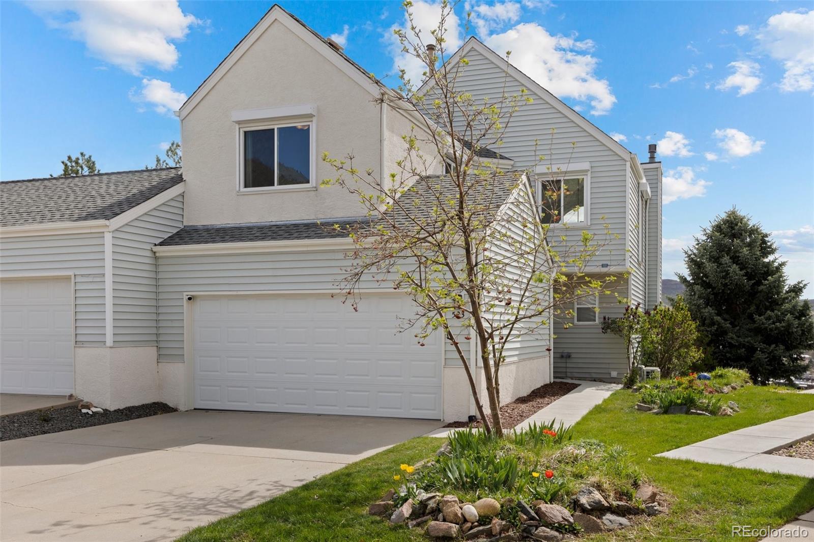 523 Canyon View Drive