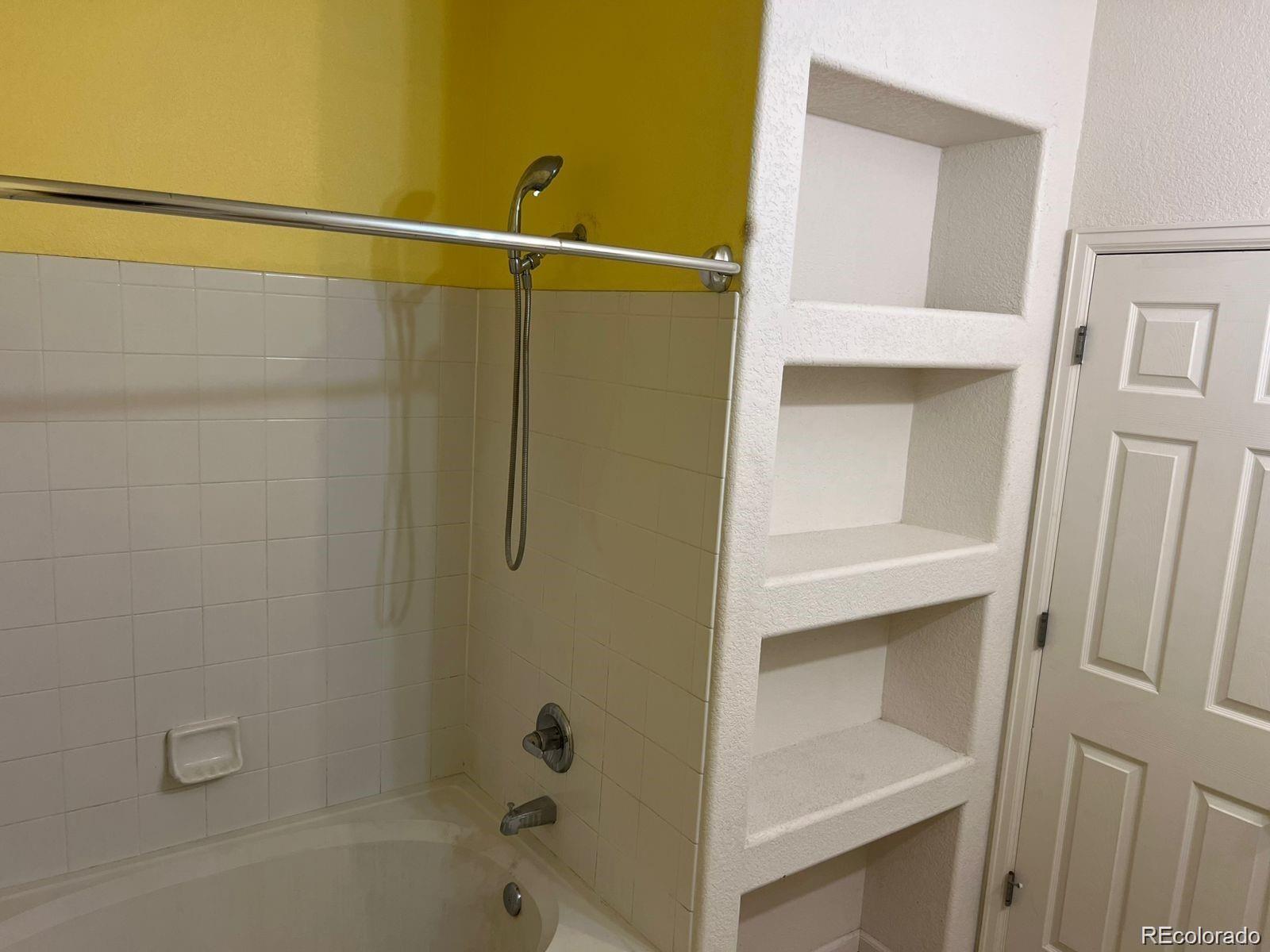 5255 Memphis Street Unit: 712