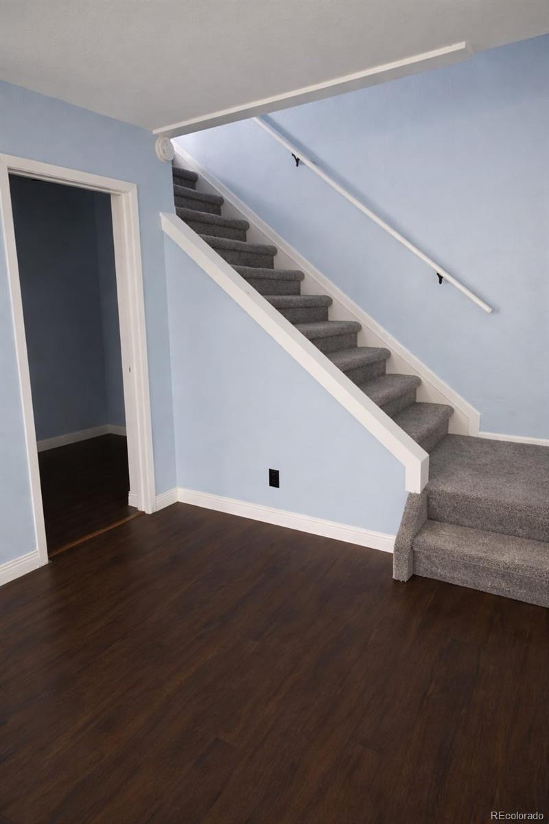 9884 Appletree Place