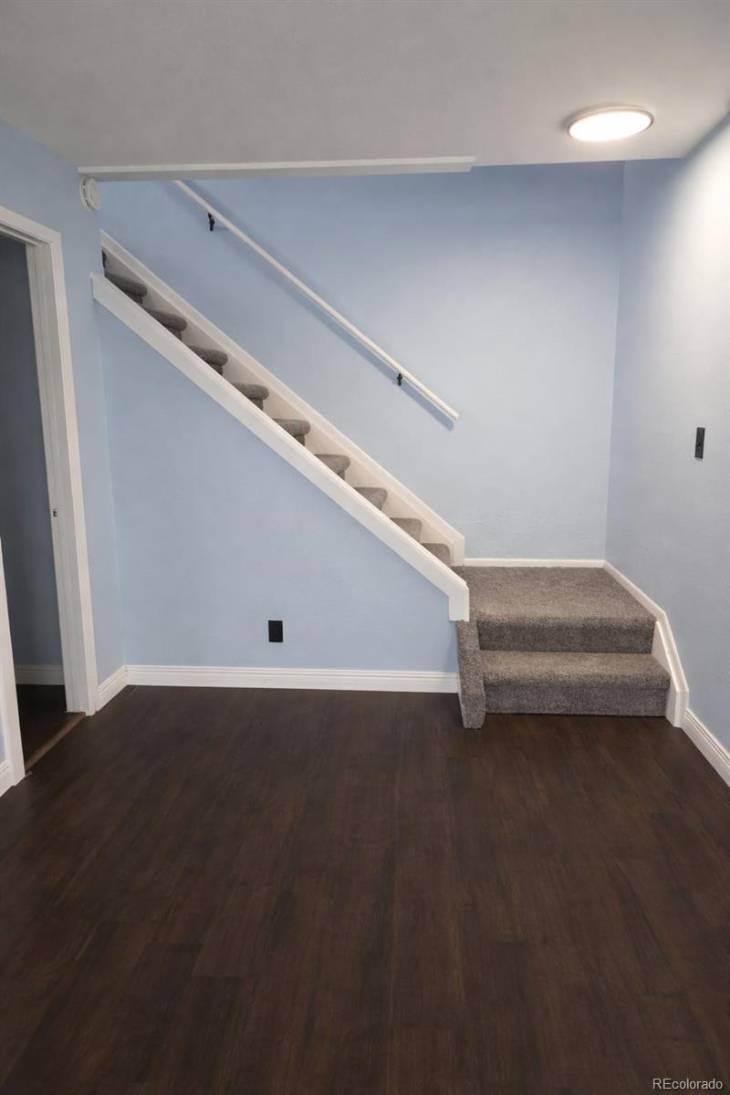 9884 Appletree Place