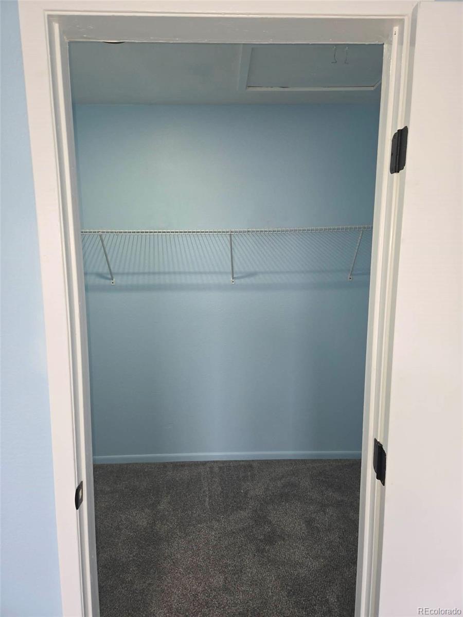 9884 Appletree Place