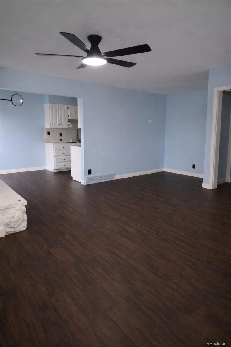 9884 Appletree Place