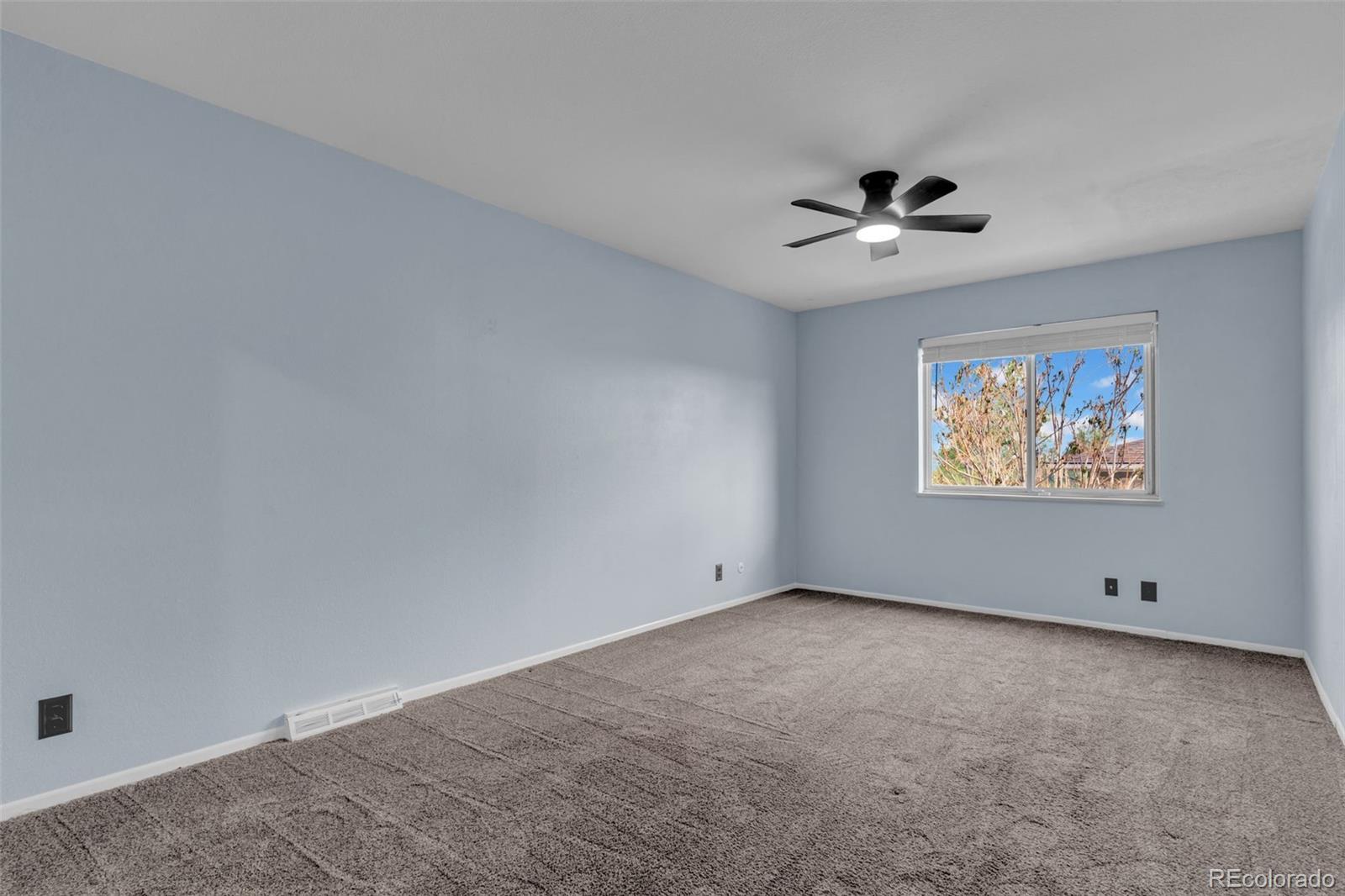 9884 Appletree Place