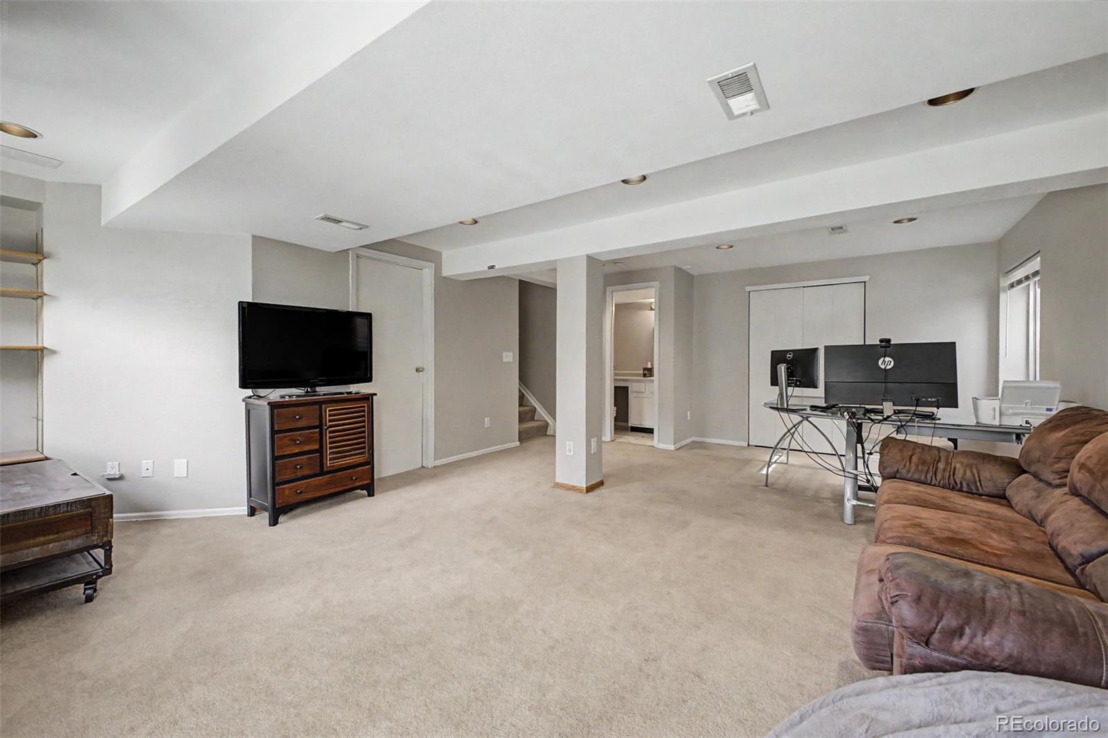 17045 Numa Place