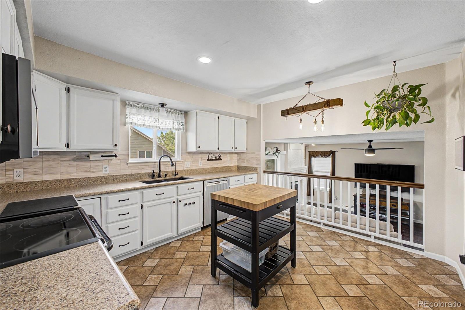 17045 Numa Place