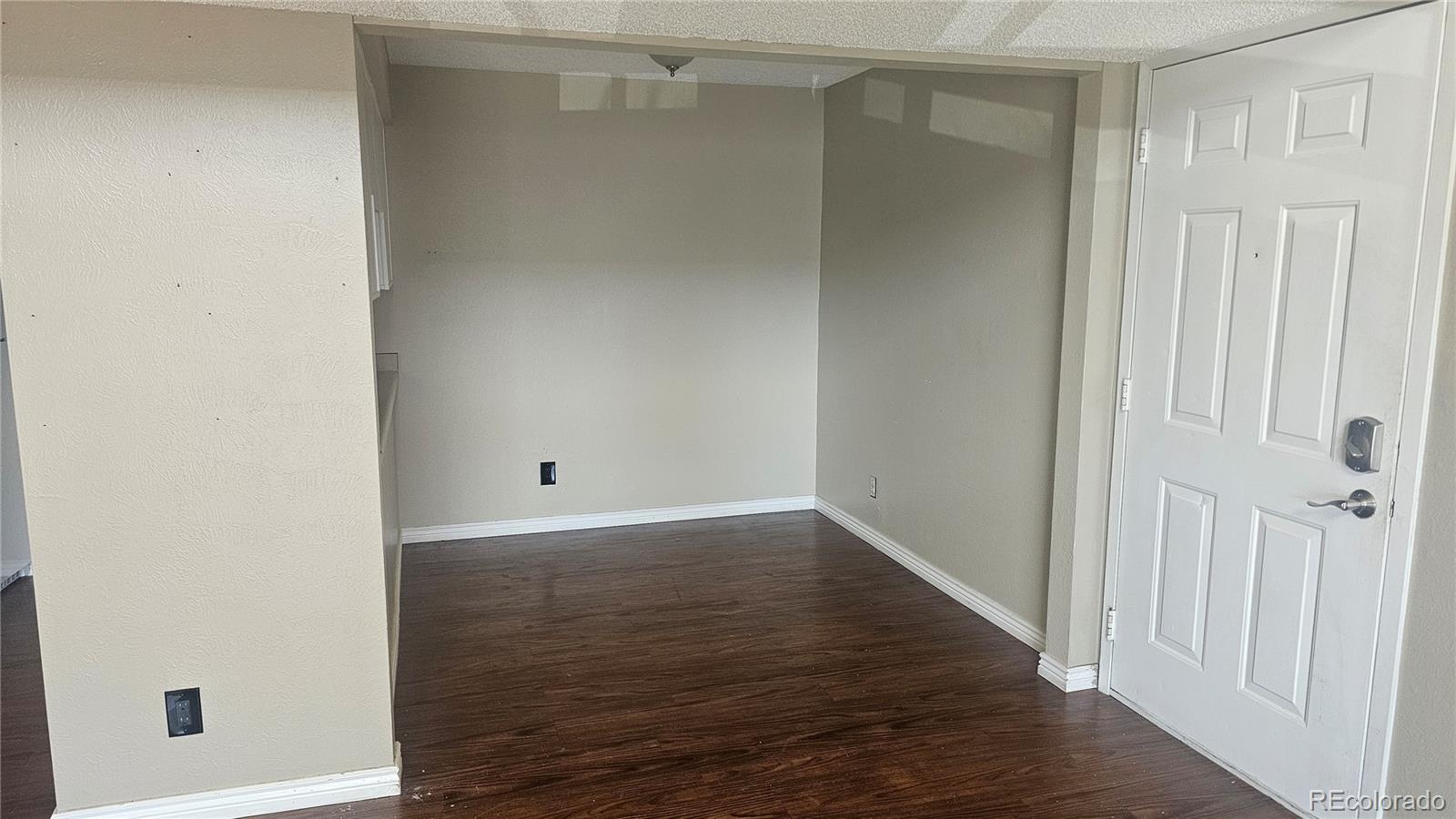 7665 E Eastman Avenue Unit: 204B