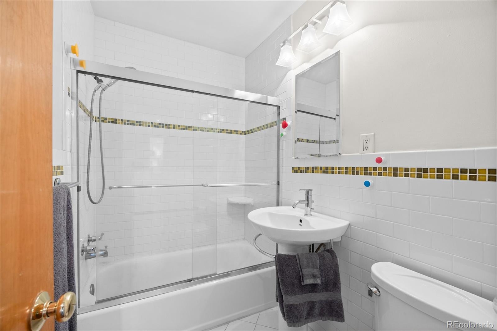 1175 N Emerson Street Unit: 308