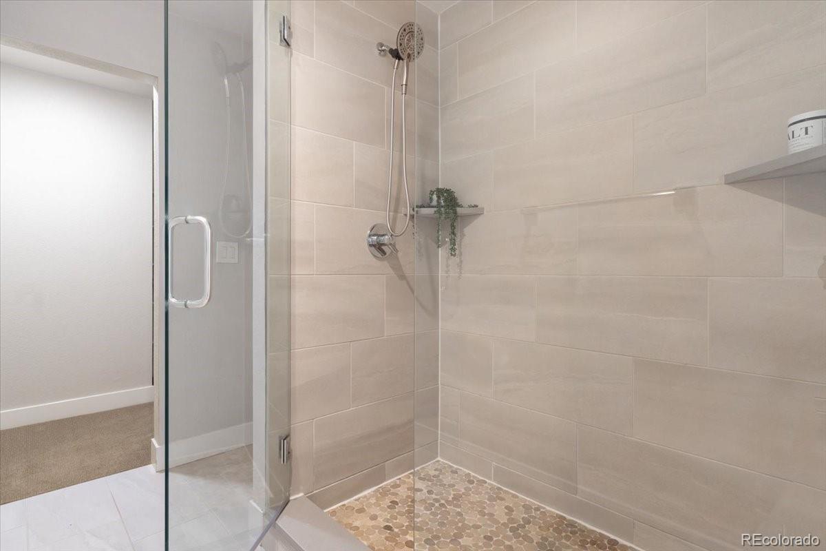 2952 S Delaware Street