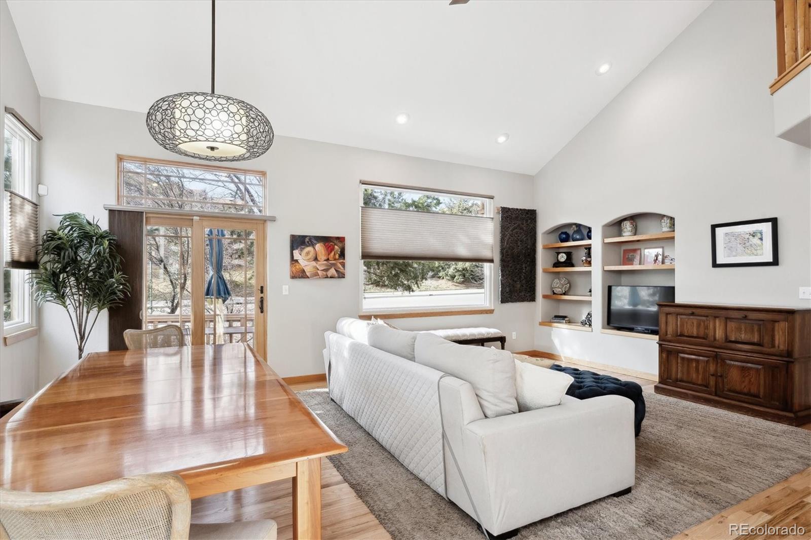 1060 Cottonwood Circle