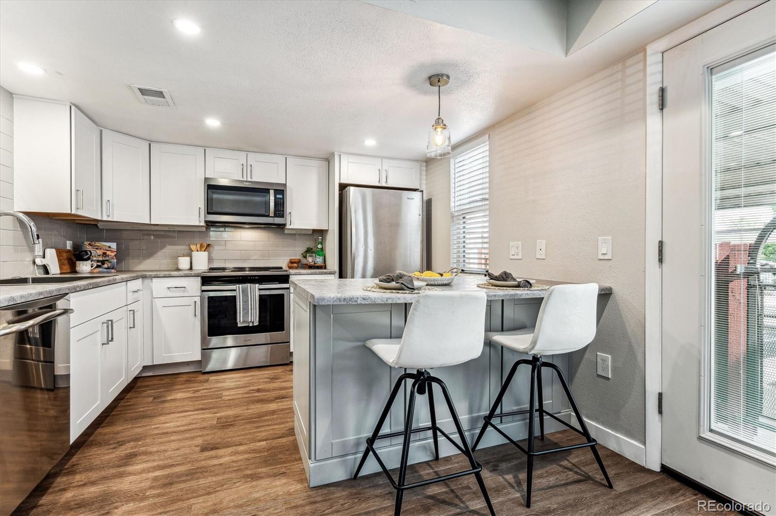 1201 Galapago Street Unit: 99