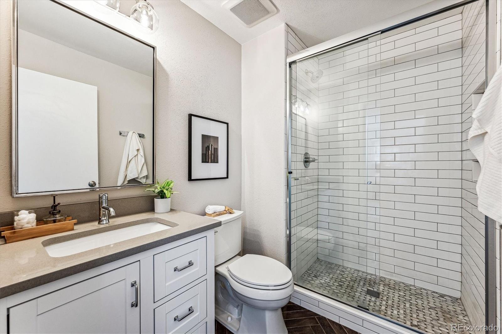 1201 Galapago Street Unit: 99